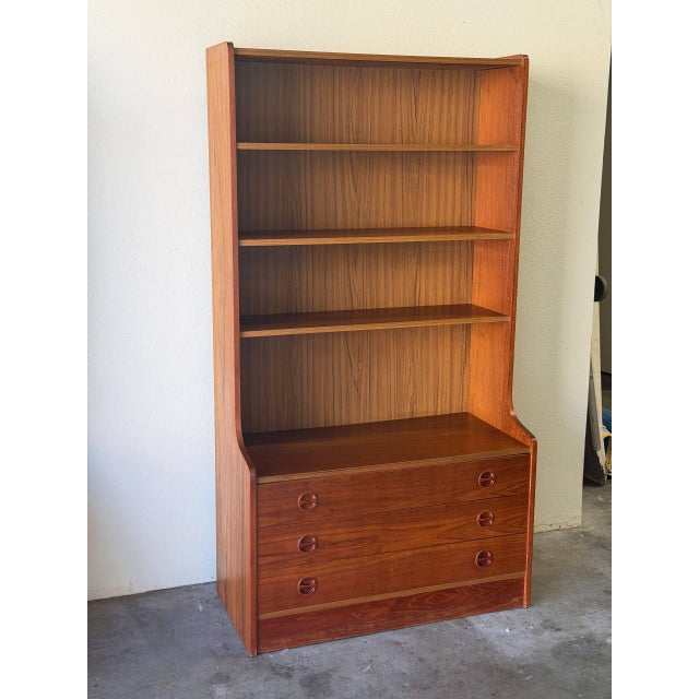Mid-Century Modern Vintage Danish Teak Display Bookcase With 3 Drawers – Mid Century Modern Storage Cabinet For Sale - Image 3 of 9