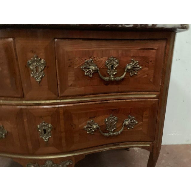 Louis XV Commode with Curved Front, 1700s For Sale - Image 3 of 11