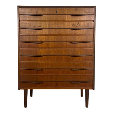Mid-Century Modern Danish Teak Chest of Drawers, 1960s For Sale
