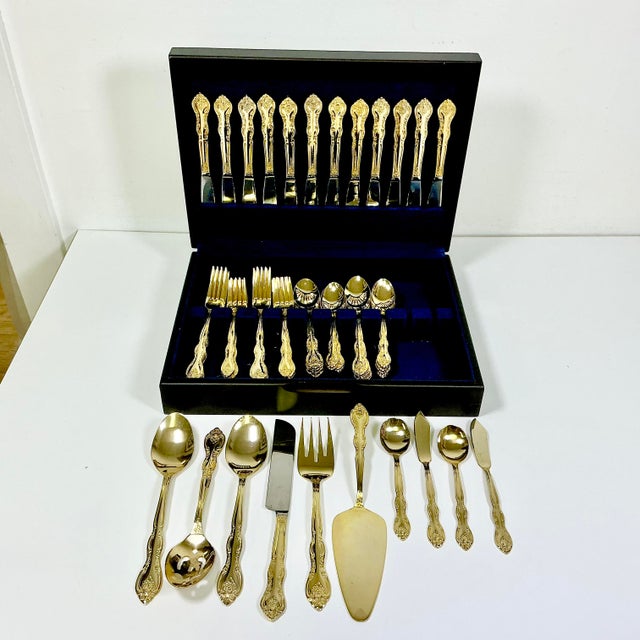 Vintage Home is pleased to present this set of Gold Plated Flatware for fine dining events. The set features a Baroque...