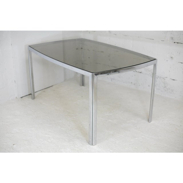 Table in Chromed Metal with Curved Smoked Glass Slab Top, France, 1970s For Sale - Image 10 of 18