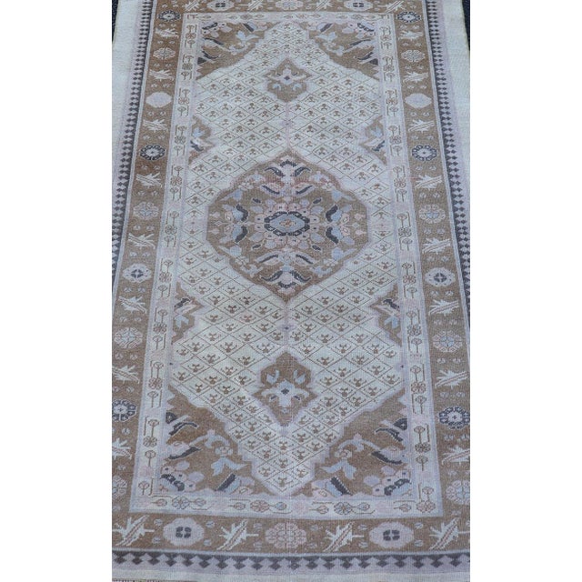 Antique Persian Serab Small Rug in Brown, Tan and Neutrals 3'1 X 5'6 For Sale - Image 9 of 13