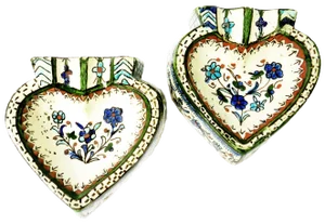 Portuguese Style Folk Art Faenza Ashtrays / Catchalls, Pair