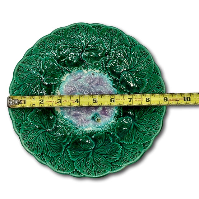 Beautiful 1880s Antique Victorian Majolica Dish With Bracket for Wall Plate Hanging Display - Great Colors For Sale - Image 17 of 18