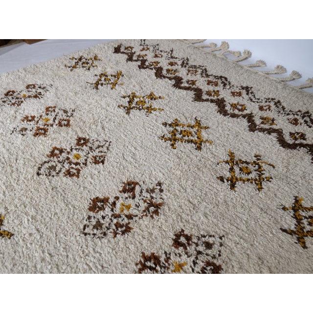 1970s Hand-Knotted Berber Wool Rug, 1978 For Sale - Image 5 of 13