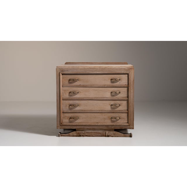 1930s French Beige Art Deco Oak Chest of Drawers For Sale - Image 9 of 15
