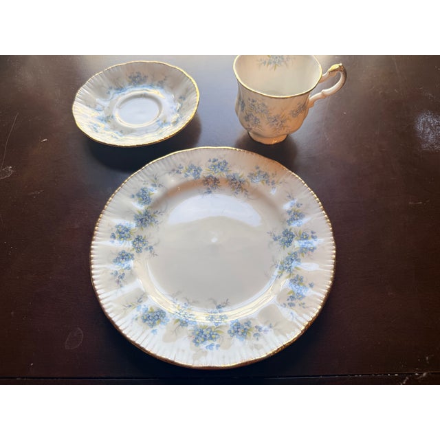 Paragon "Remember Me" Fine Bone China Teacup Trio – 3-Piece Set For Sale - Image 4 of 6