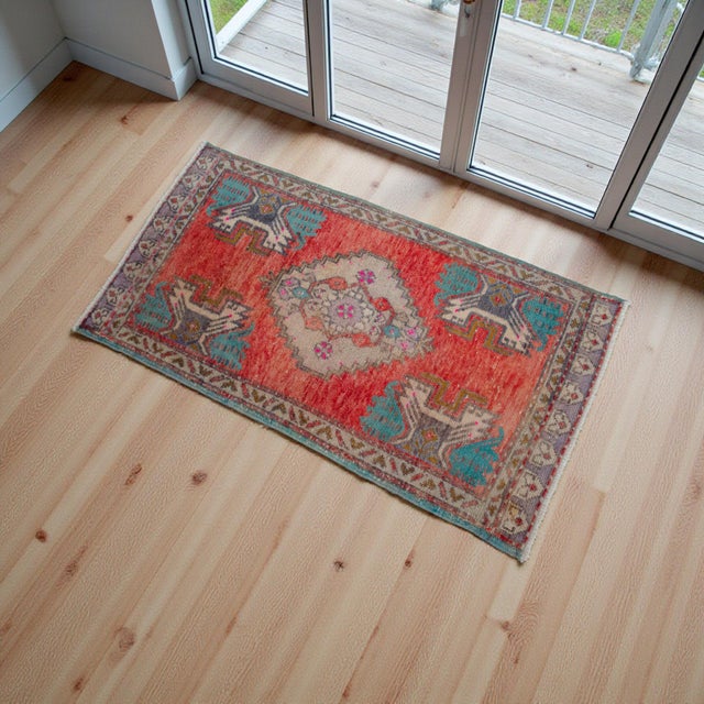 Enhance your home decor with this authentic 1970 vintage hand-knotted Oushak rug, measuring 1 foot 7 inches by 3 feet 1...