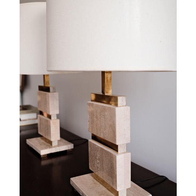 Vintage Italian Travertine and Brass Table Lamps, 1970s, Set of 2 For Sale - Image 3 of 6