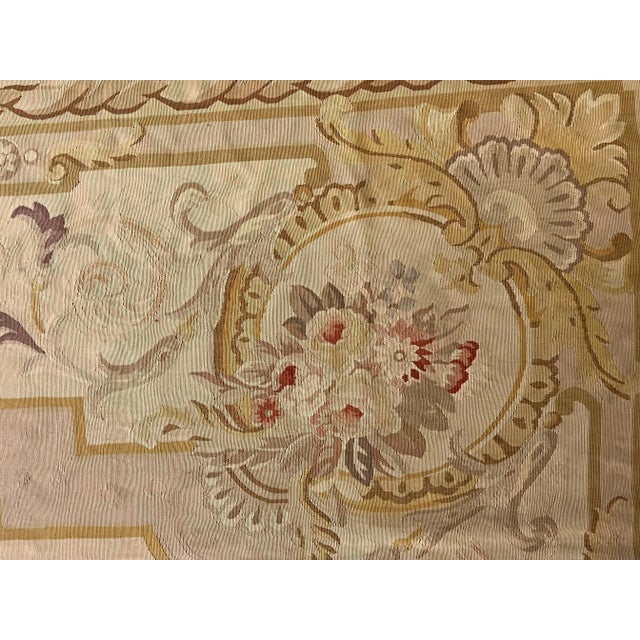 20th Century French Pink Purple White Floreal Central Medallion Aubusson Rug, 1920s For Sale - Image 3 of 17