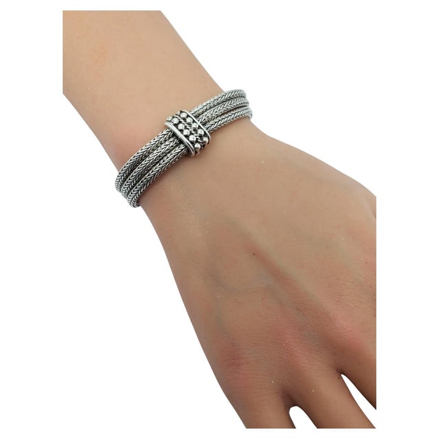 very fashionable , diamond cut bracelet , sparkle like diamonds Good gift for teen age girls, as its very delicate one...