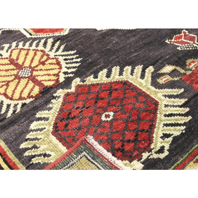 1960s Turkish Oushak Rug For Sale - Image 4 of 6