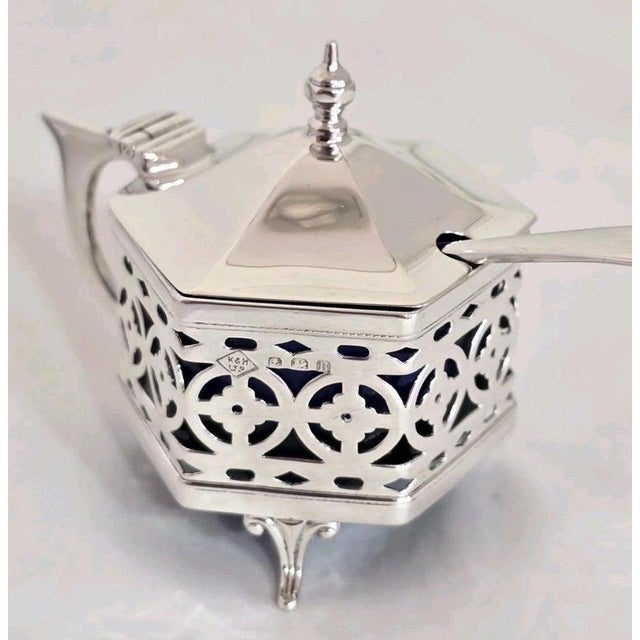 Blue Antique Sterling Silver Three-Piece Cruet Set, Birmingham, 1926, Set of 3 For Sale - Image 8 of 18