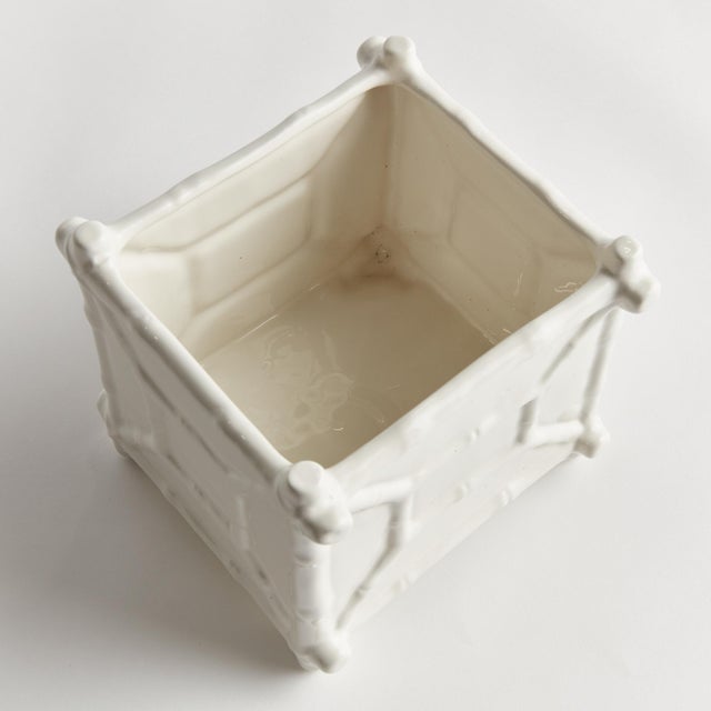 Chinese Chinoiserie Cachepot Large For Sale - Image 3 of 4
