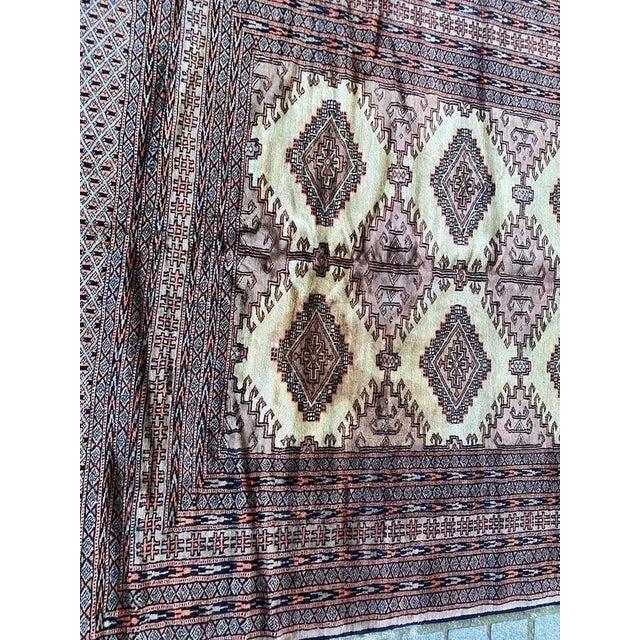 Vintage Rustic Wool Pakistani Rug, 1980s For Sale - Image 9 of 12