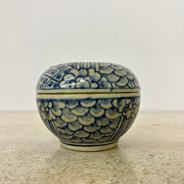 1950s Vintage Chinese Ceramic Box, 1950s For Sale - Image 5 of 7