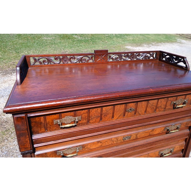 Antique Walnut Eastlake Victorian Chest of Drawers With 6 Drawers 1870s For Sale - Image 14 of 18