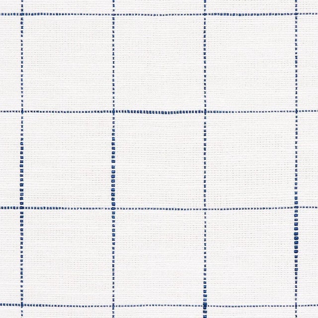 Marietta is simplicity at its best. Nothing is more authentic than this pared-down windowpane woven in pure, 100% cotton....
