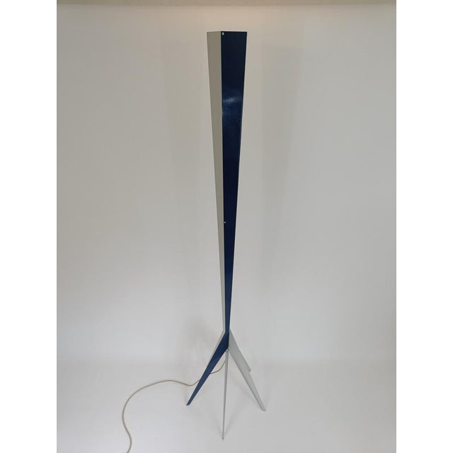 Luceplan Tibibi floor lamp D21 Alberto Meda, 1992 Floor lamp designed by Alberto Meda for Luceplan called Tibibi. The lamp...