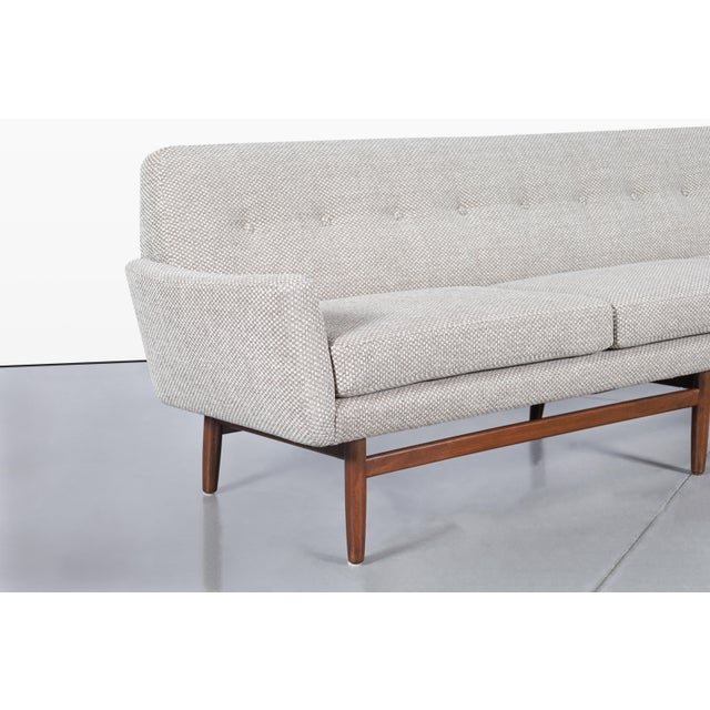 Sienna Mid-Century Modern Sculptural Walnut Sofa, 1960s For Sale - Image 8 of 14