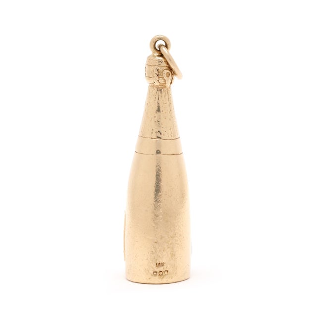 Length: 1.5 in. Width: 3/8 in. Weight: 5.7 dwts. / 8.9 grams Stamps: "14k" SKU: P2082 A Couple Of Things to Note: * This...