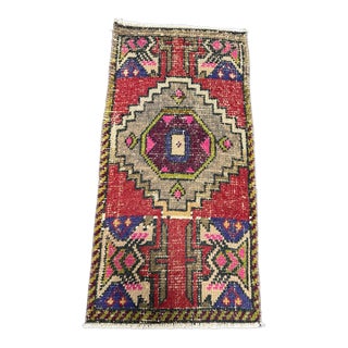 Turkish Yastik Rug 1'6" x 2'11" For Sale