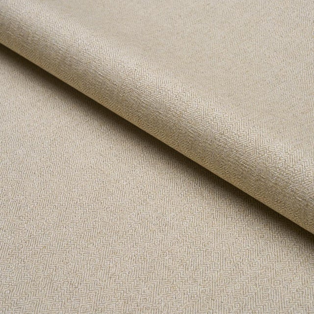 Traditional Sample - Schumacher Leona Performance Fabric In Neutral For Sale - Image 3 of 4