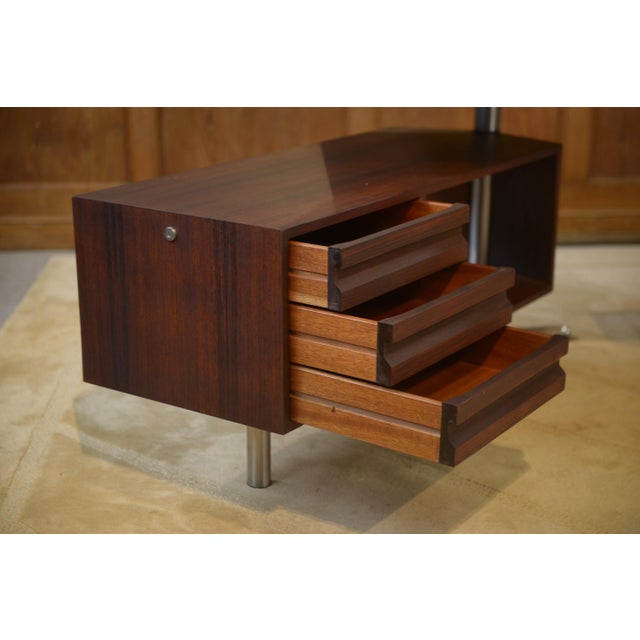 Wood Modèle T95 Desk by Osvaldo Borsani for Tecno, 1960s For Sale - Image 7 of 17