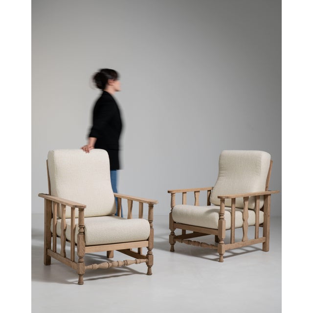 White Pair of French Oak Reclining Armchairs with Bouclé Upholstery, Antique, France, Circa 1940 For Sale - Image 8 of 17