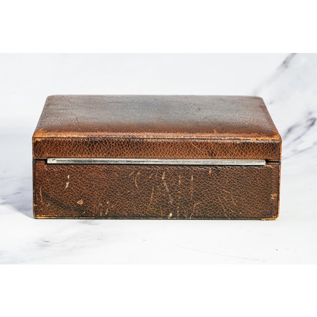 Vintage Travel Dresser Vanity Leather Jewelry Box Home Decor For Sale - Image 15 of 17