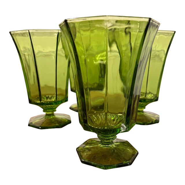 Green Octagon Shaped Glasses by Independence Glass Company - Set of 4 For Sale