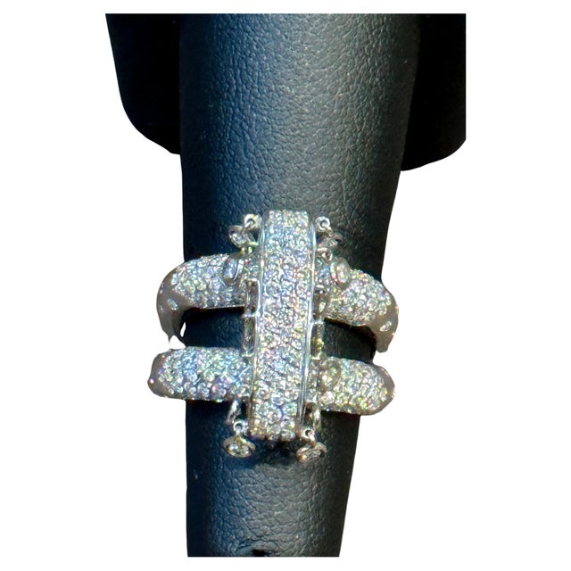 The School of Paris 2.9 Ct Micro Pave Diamond 18 Karat White Gold Hanging Diamond Ring Size 7 For Sale - Image 3 of 18