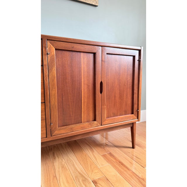 Wood Vintage MCM Petite Credenza Attributed to Jack Cartwright for Founders For Sale - Image 7 of 12