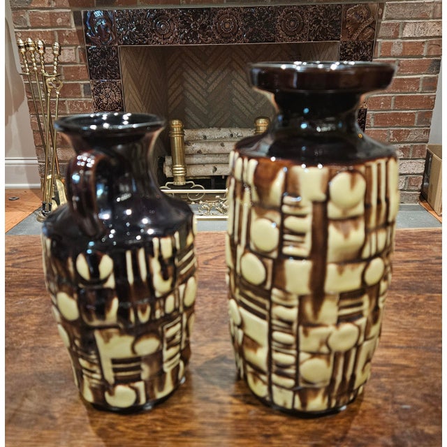 1960s Pair of Rare U - Keramik West German Vases in the Abstrakt Brutalist Series For Sale - Image 5 of 12