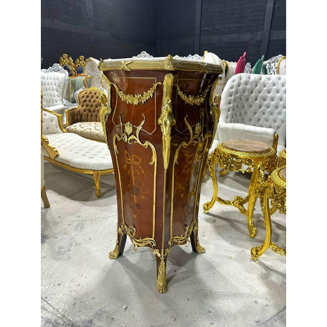 Rococo Style Pedestal Column With Elegant White Marble Top For Sale - Image 13 of 13