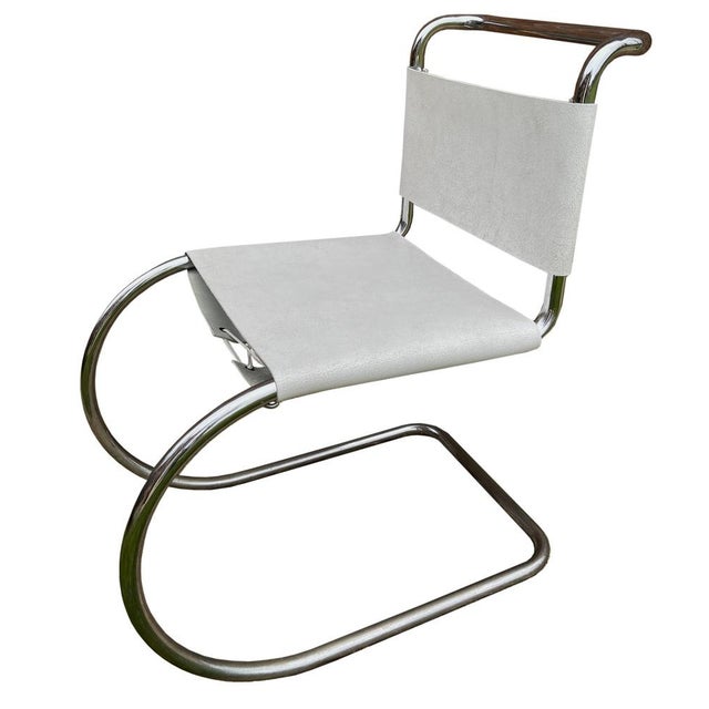 Bauhaus MR10 Cantilever Chair attributed to Ludwig Mies Van