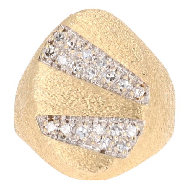 0.35 Carat Diamond 14 Karat Yellow Gold Cocktail Ring, Size 7 For Sale