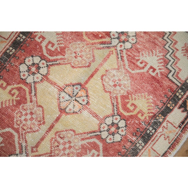 Vintage Distressed Oushak Rug - 2'8" x 4'8" For Sale In New York - Image 6 of 9