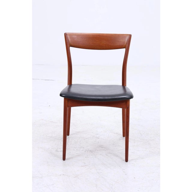 Mid-Century Danish Leather and Teak Chairs by R. Borregaard for Viborg, Set of 4 For Sale - Image 4 of 11