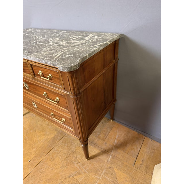 Louis XVI Style Chest of Drawers in Walnut, 1800s For Sale - Image 4 of 9