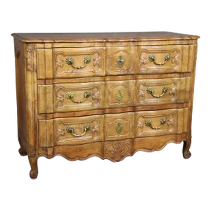 Fine Quality Auffray Attributed Country French Commode With Italian Paper Lining