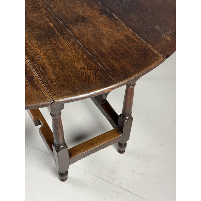English Gateleg Table in Oak For Sale - Image 15 of 18