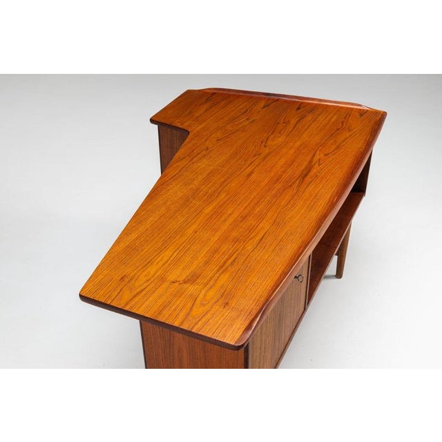 Boomerang Writing Desk Teak by Peter Løvig Nielsen for Løvig, Denmark, 1960 For Sale - Image 10 of 18