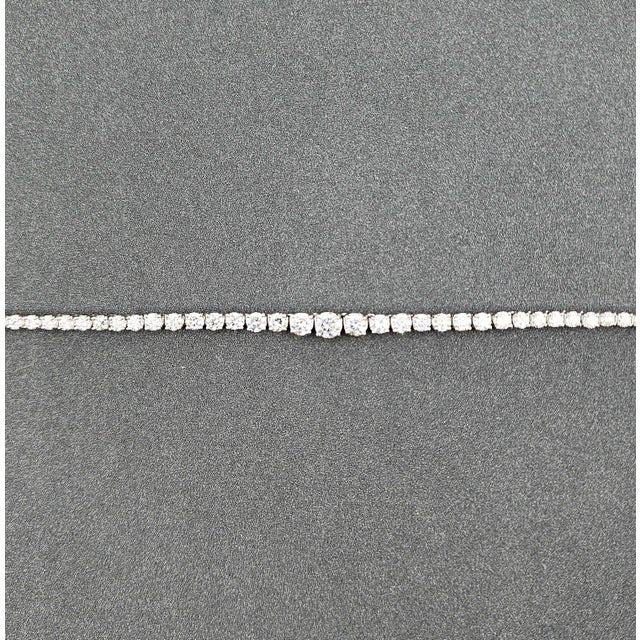 Metal 10.66 Ct Riviera Graduated Diamond Necklace For Sale - Image 7 of 8