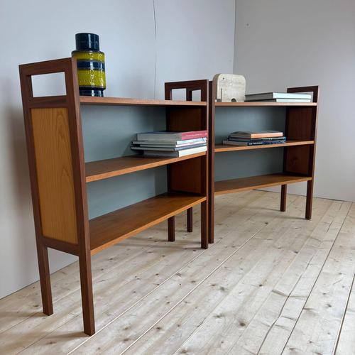 Mid-Century Modern Bookcases in Teak, Sweden, 1960s, Set of 2 For Sale - Image 3 of 9