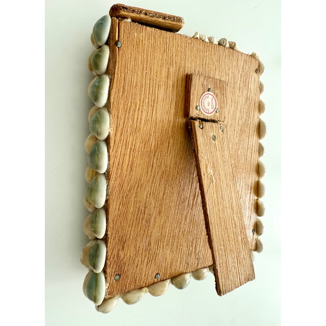 1970s Vintage MCM Palm Beach Tony Duquette Style Handmade Seashell Wood Picture Frame For Sale - Image 5 of 12