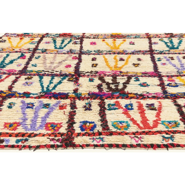 Berber Tribes of Morocco Vintage Azilal Boucherouite Moroccan Rug, 05'04 X 09'00 For Sale - Image 4 of 10