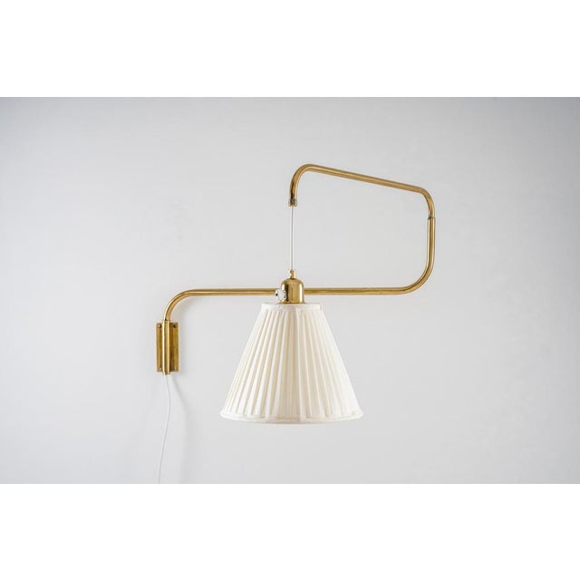 Swedish Wall Lamp in Brass, 1940s For Sale - Image 4 of 18