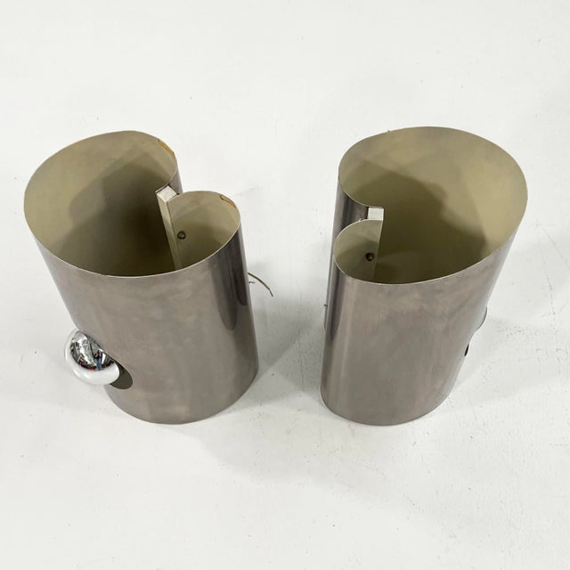 Cylindrical Chromed Wall Lamps, 1970s, Set of 2 For Sale - Image 3 of 11
