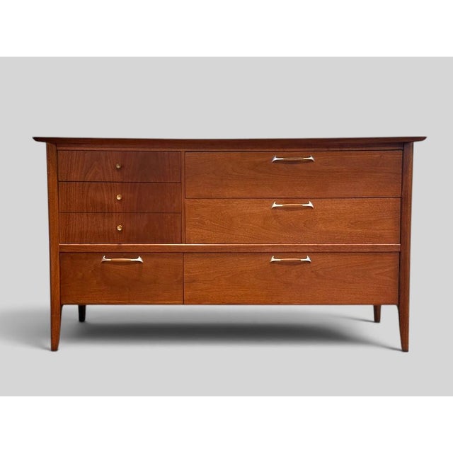 Vintage Mid Century Modern 6-drawer wooden credenza, buffet, dresser in original finish and handles.